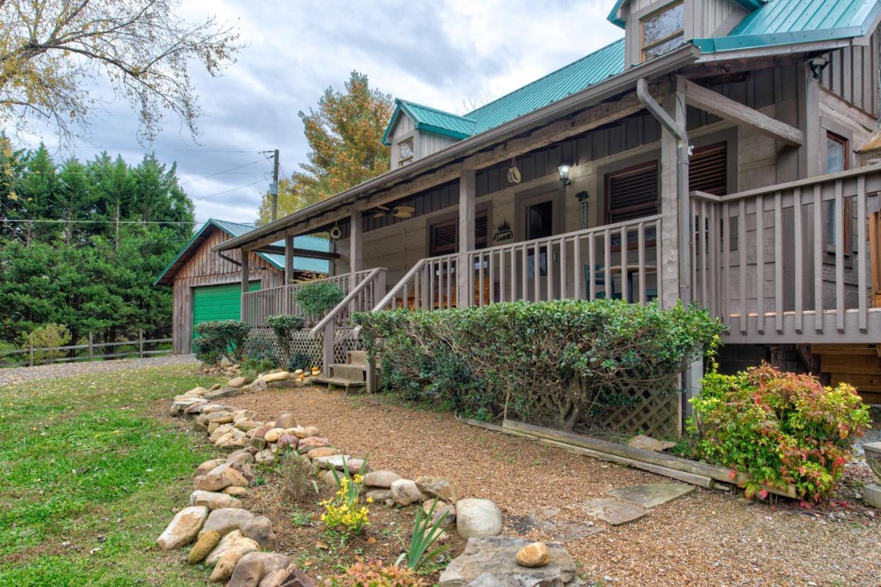 Friendly Bear Two Sevierville Exterior foto